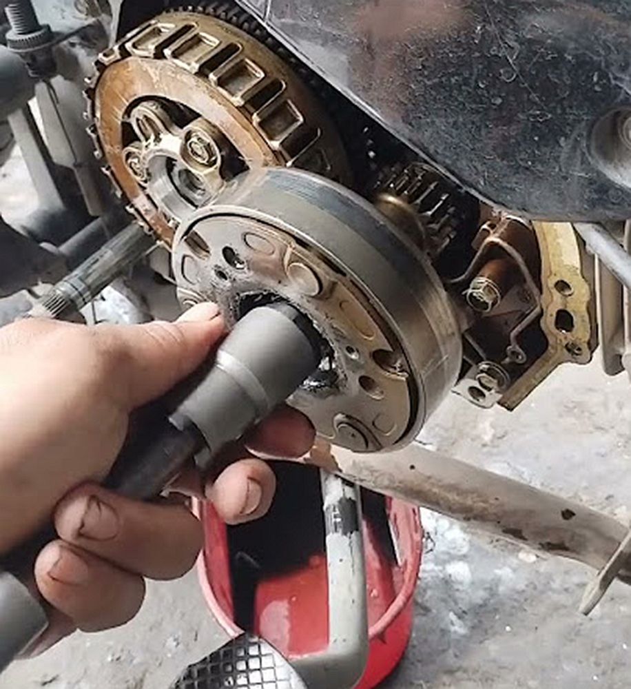 Motorcycle clutch real shot